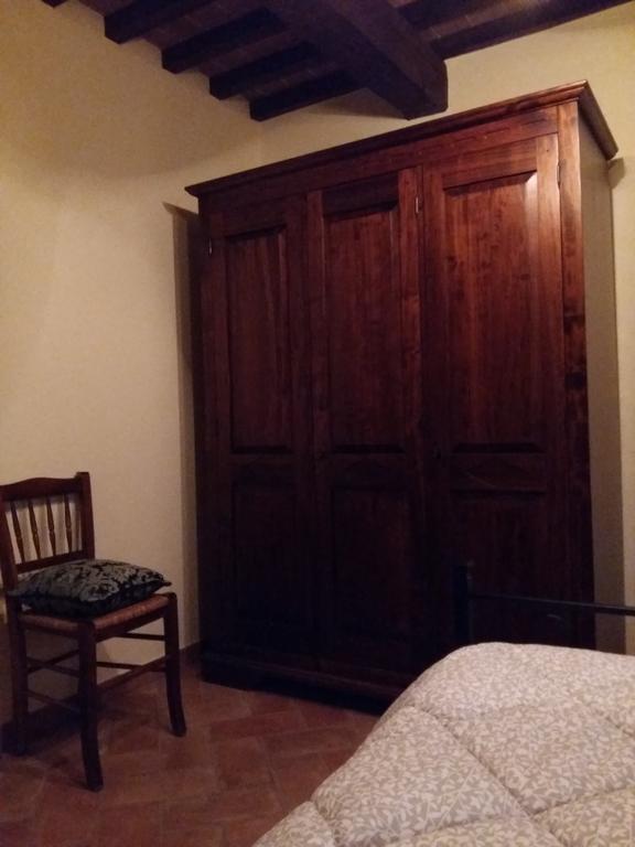 Agriturismo Il Melo Valfabbrica Esterno foto