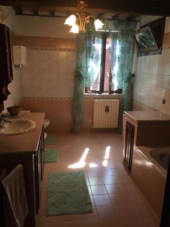 Agriturismo Il Melo Valfabbrica Esterno foto