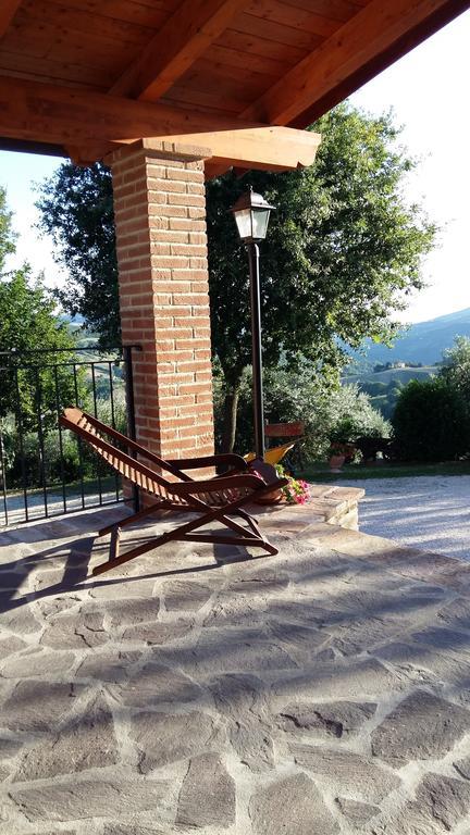 Agriturismo Il Melo Valfabbrica Esterno foto