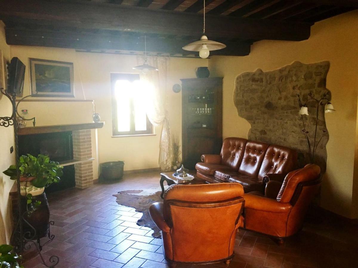 Agriturismo Il Melo Valfabbrica Esterno foto